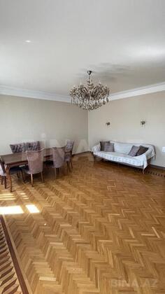3 otaqlı Köhnə tikili, İçəri Şəhər m., Bakı