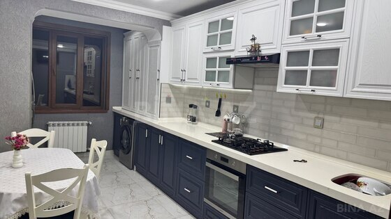 3 otaqlı Köhnə tikili, Sumqayıt
