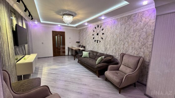 3 otaqlı Köhnə tikili, Sumqayıt