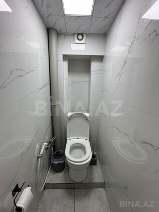 4 otaqlı Köhnə tikili, Bakıxanov q., Bakı