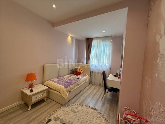 3 otaqlı Köhnə tikili, Gənclik m., Bakı