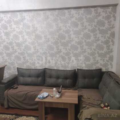 3 otaqlı Yeni tikili, Xırdalan