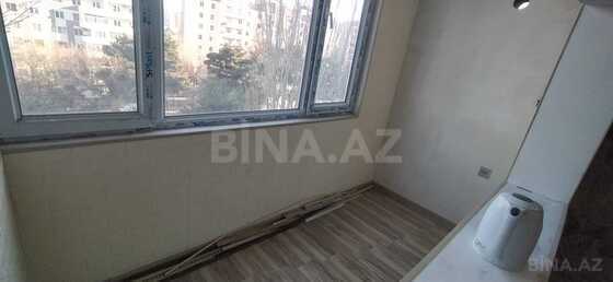 2 otaqlı Köhnə tikili, Memar Əcəmi m., Bakı