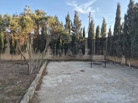 Torpaq Qala q., Bakı