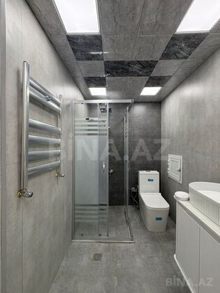 3 otaqlı Yeni tikili, Xırdalan