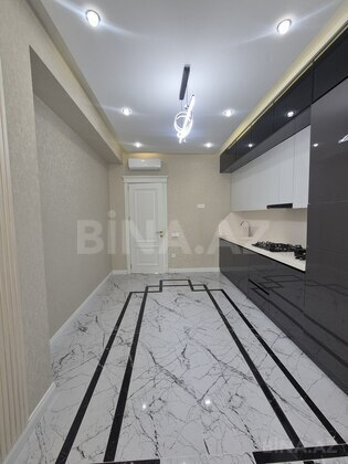 3 otaqlı Yeni tikili, Memar Əcəmi m., Bakı