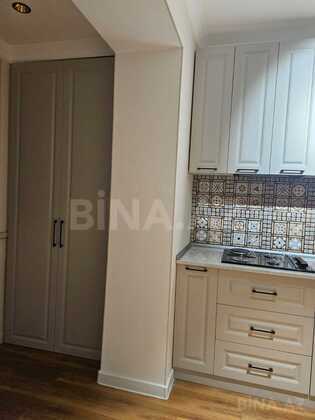 3 otaqlı Köhnə tikili, Əhmədli q., Bakı