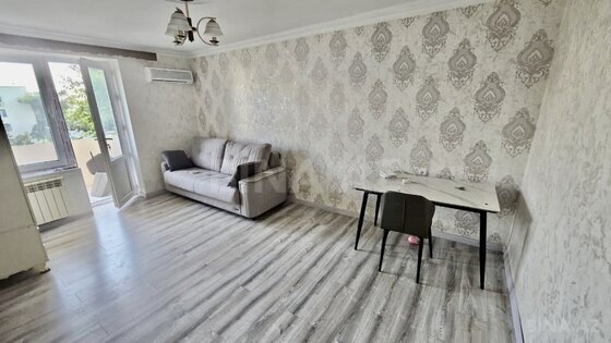 1 otaqlı Köhnə tikili, Qara Qarayev m., Bakı