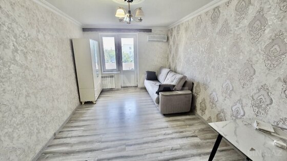 1 otaqlı Köhnə tikili, Qara Qarayev m., Bakı