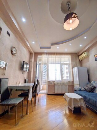 2 otaqlı Yeni tikili, 8 Noyabr m., Bakı