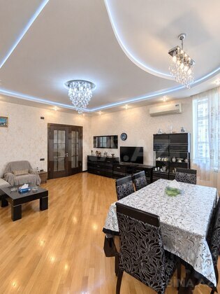 2 otaqlı Yeni tikili, 8 Noyabr m., Bakı