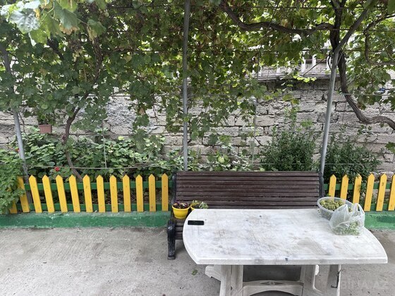 4 otaqlı Həyət evi/Bağ evi, Şüvəlan q., Bakı