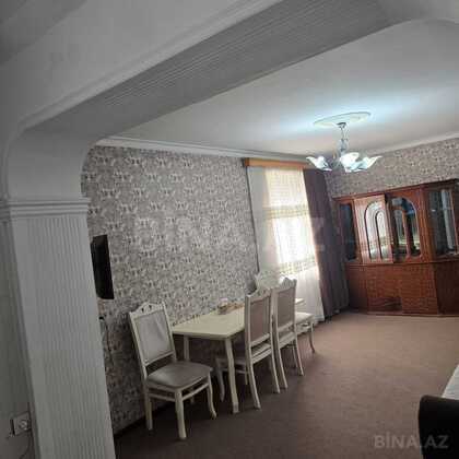 2 otaqlı Köhnə tikili, Xalqlar Dostluğu m., Bakı