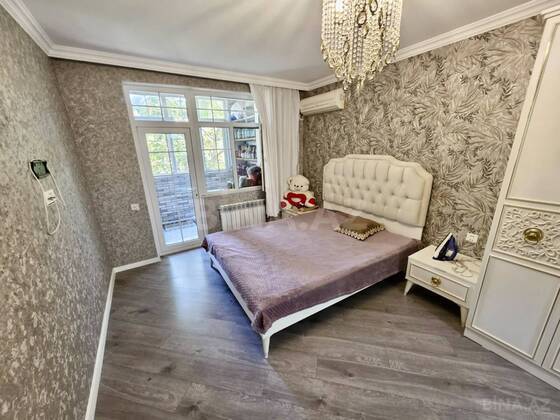 3 otaqlı Köhnə tikili, Neftçilər m., Bakı