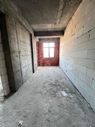 4 otaqlı Yeni tikili, Qara Qarayev m., Bakı
