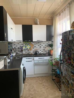 5 otaqlı Köhnə tikili, Həzi Aslanov m., Bakı