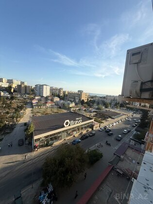 3 otaqlı Köhnə tikili, Həzi Aslanov m., Bakı