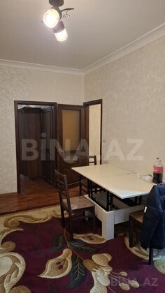 2 otaqlı Köhnə tikili, Memar Əcəmi m., Bakı