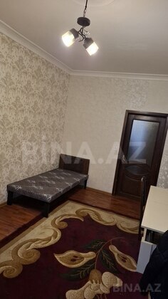 2 otaqlı Köhnə tikili, Memar Əcəmi m., Bakı