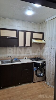 2 otaqlı Köhnə tikili, Memar Əcəmi m., Bakı