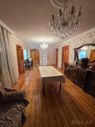 6 otaqlı Həyət evi/Bağ evi, Gəncə