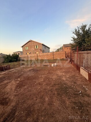 Torpaq Binə q., Bakı