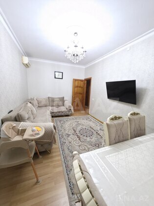 3 otaqlı Köhnə tikili, Bakıxanov q., Bakı