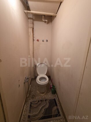 3 otaqlı Köhnə tikili, Bakıxanov q., Bakı