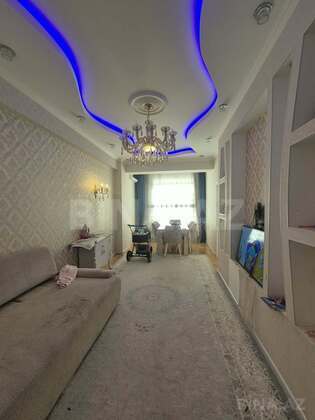3 otaqlı Yeni tikili, Xırdalan
