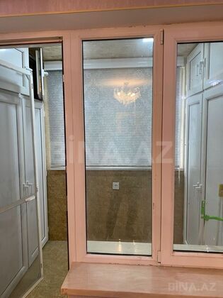 3 otaqlı Köhnə tikili, Neftçilər m., Bakı
