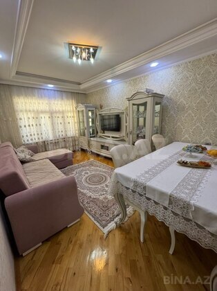 2 otaqlı Köhnə tikili, Bakıxanov q., Bakı