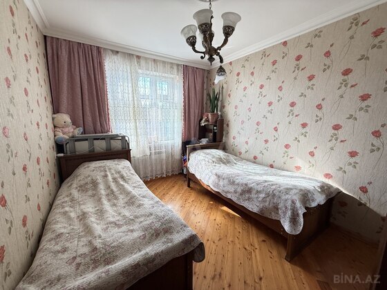 3 otaqlı Köhnə tikili, Həzi Aslanov q., Bakı
