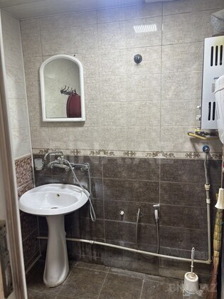 3 otaqlı Köhnə tikili, Badamdar q., Bakı