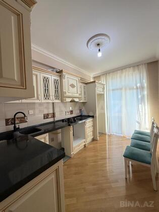 3 otaqlı Yeni tikili, Bakıxanov q., Bakı