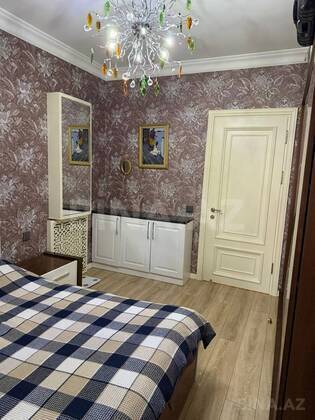 3 otaqlı Köhnə tikili, Gənclik m., Bakı