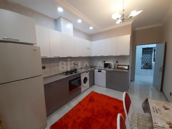 2 otaqlı Yeni tikili, 8 Noyabr m., Bakı