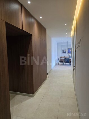 3 otaqlı Yeni tikili, 8 Noyabr m., Bakı