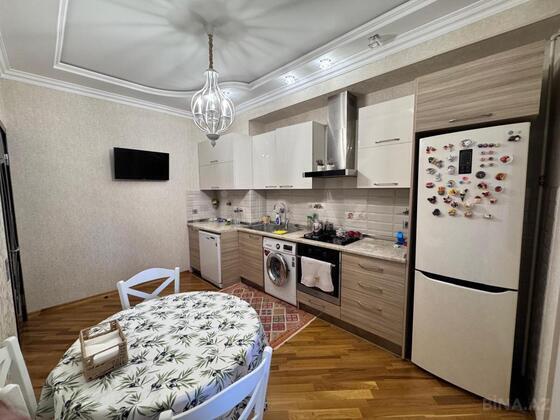 2 otaqlı Yeni tikili, Azadlıq Prospekti m., Bakı