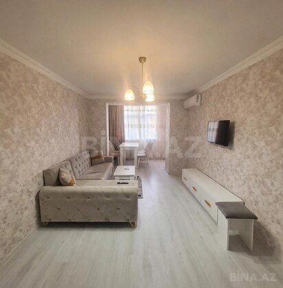 2 otaqlı Köhnə tikili, Neftçilər m., Bakı