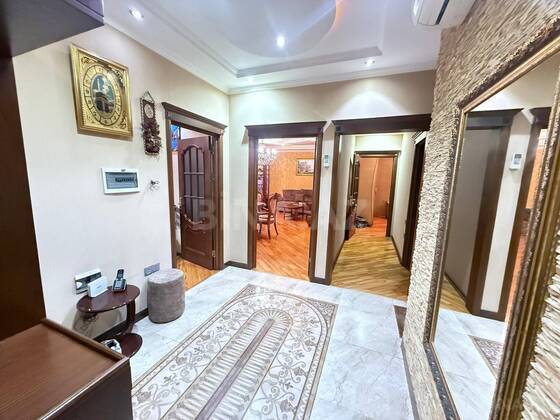 5 otaqlı Köhnə tikili, Azadlıq Prospekti m., Bakı