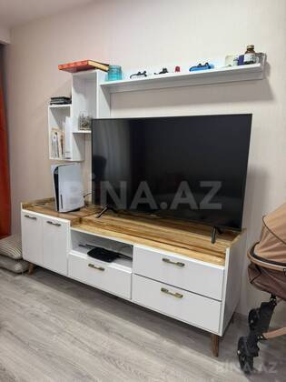 3 otaqlı Köhnə tikili, Qara Qarayev m., Bakı