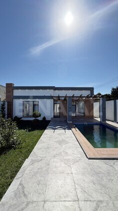 4 otaqlı Həyət evi/Bağ evi, Şüvəlan q., Bakı
