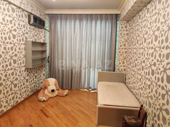 3 otaqlı Yeni tikili, 8 Noyabr m., Bakı