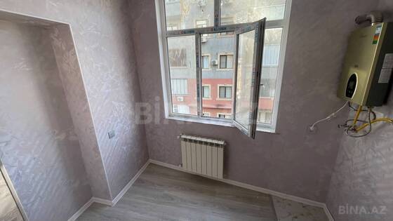 2 otaqlı Köhnə tikili, İnşaatçılar m., Bakı