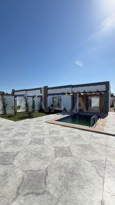 4 otaqlı Həyət evi/Bağ evi, Şüvəlan q., Bakı