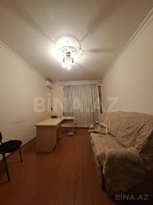 3 otaqlı Köhnə tikili, Gənclik m., Bakı