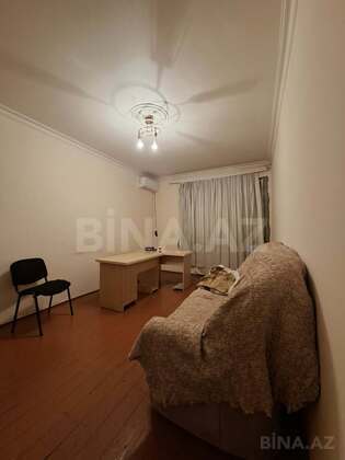 3 otaqlı Köhnə tikili, Gənclik m., Bakı