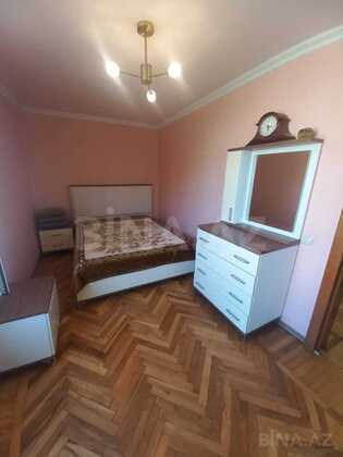2 otaqlı Köhnə tikili, Elmlər Akademiyası m., Bakı