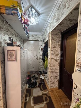 3 otaqlı Köhnə tikili, Elmlər Akademiyası m., Bakı