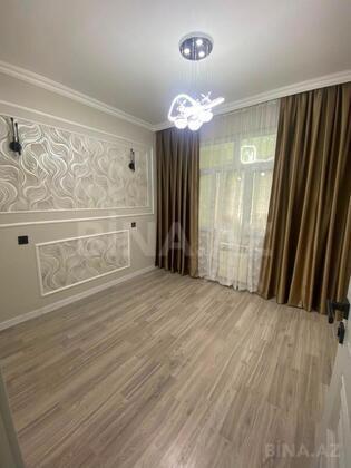 3 otaqlı Köhnə tikili, Xalqlar Dostluğu m., Bakı